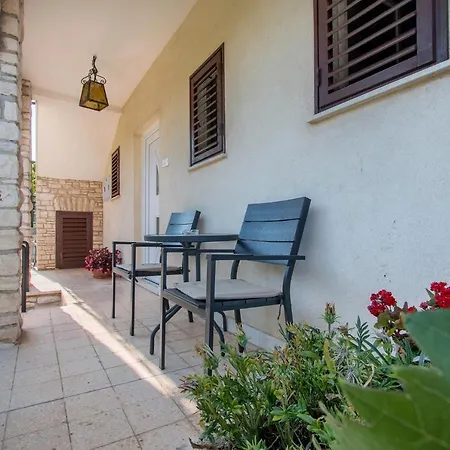 Апартаменты Bukarica Пула